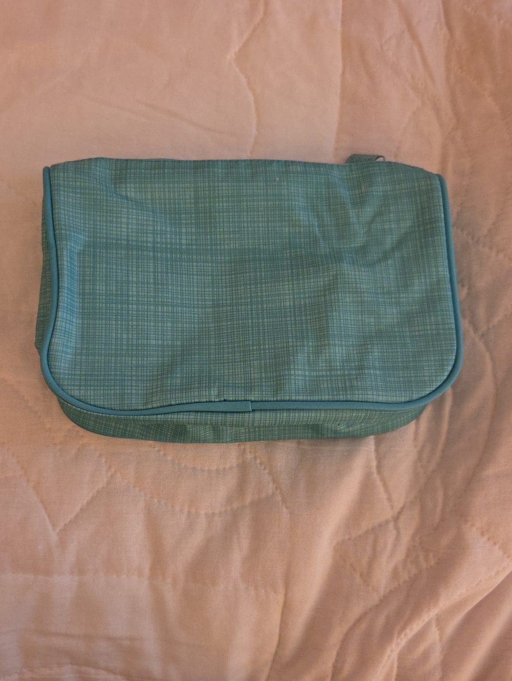 thirty-one teal grid cosmetic pouch
